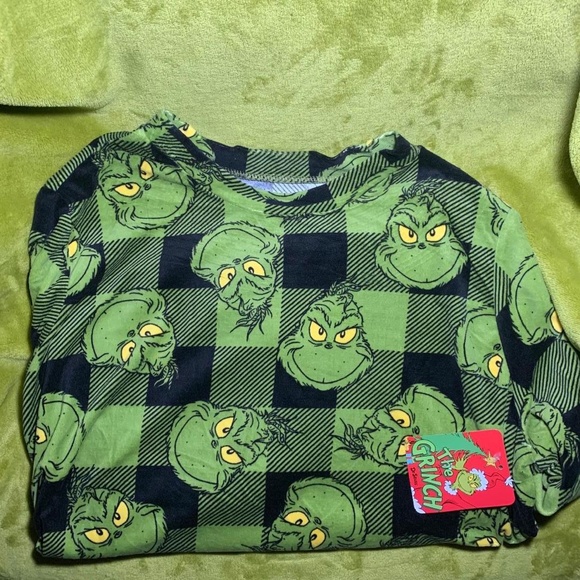 Dr. Seuss "The Grinch"  women 2 piece women pajama large - Picture 3 of 5